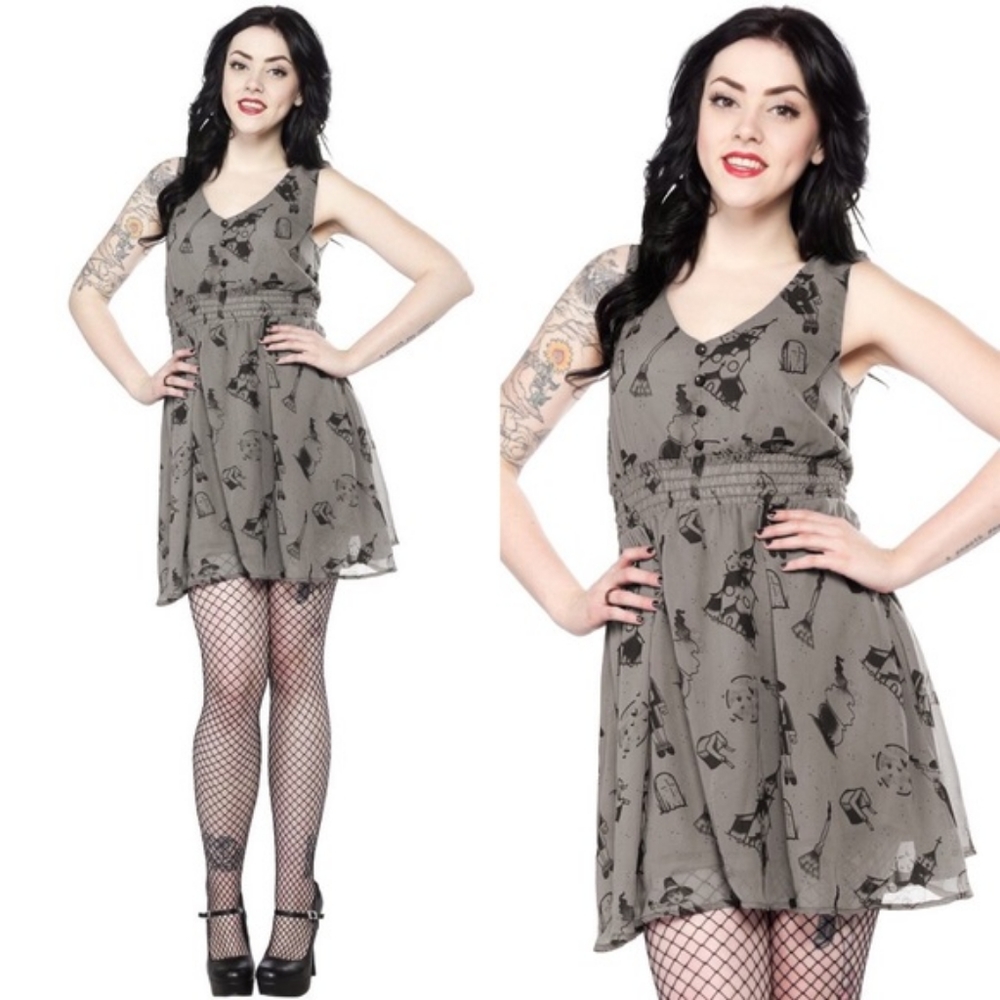 Sourpuss Salem Pilgrim Church Chiffon Dress Gray XXL